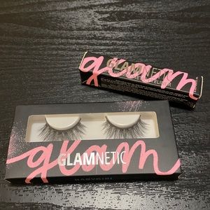 Glamnetic Lashes & Black Magnetic Liner